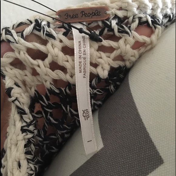 ❗️SOLD❗️Free People Dolman Sweater - Picture 6 of 8